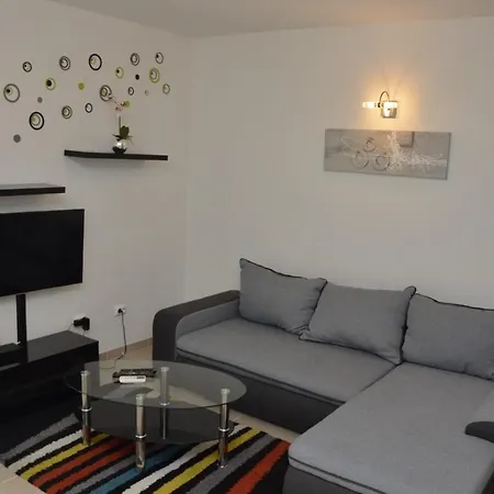 Apartment Apartman Nika Podstrana