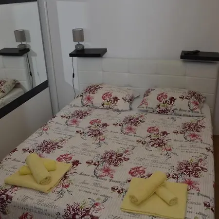 Apartment Apartman Nika